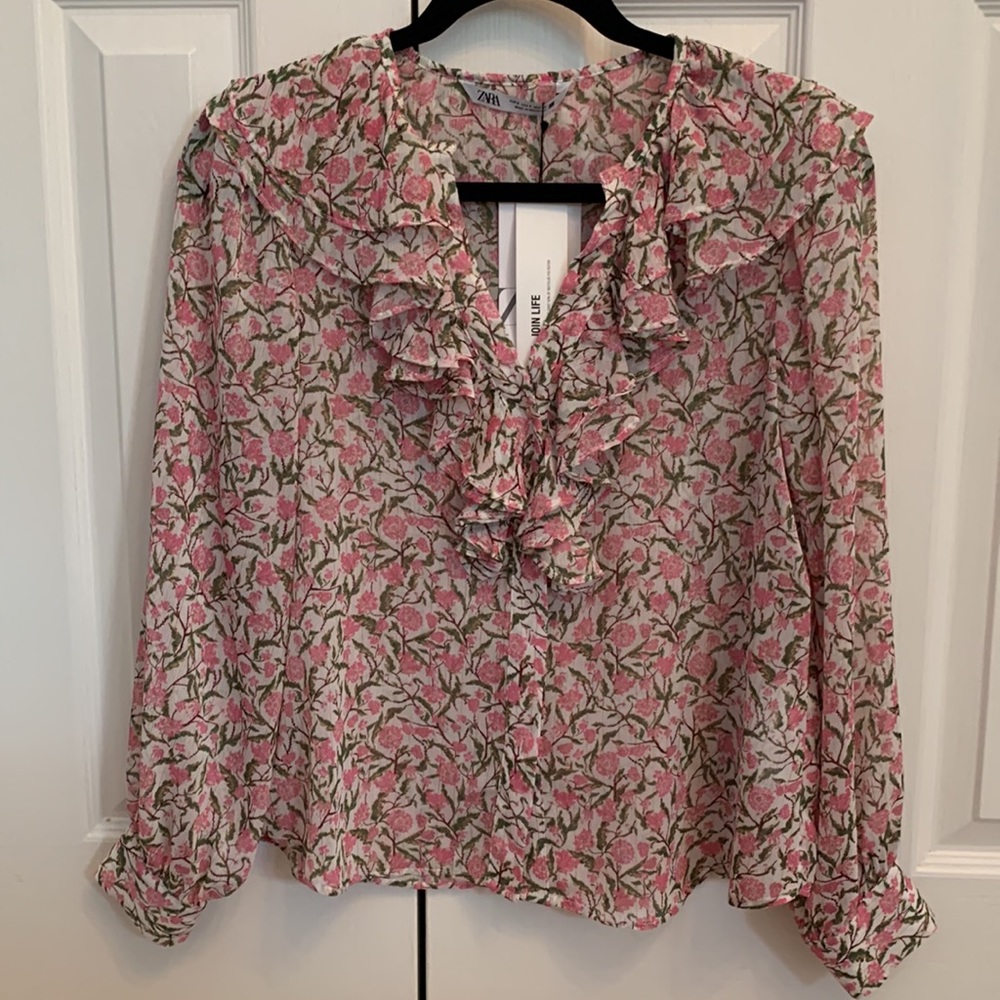 Zara floral ruffle blouse